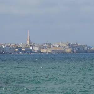 Philomène Saint-Malo